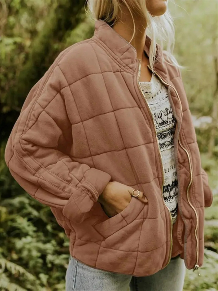 Luxusní polstrovaná dámská bunda pro maximální pohodlí