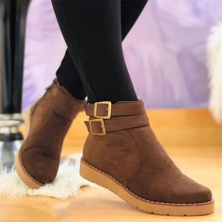Elegantní a trendy dámské boty pro módní vzhled