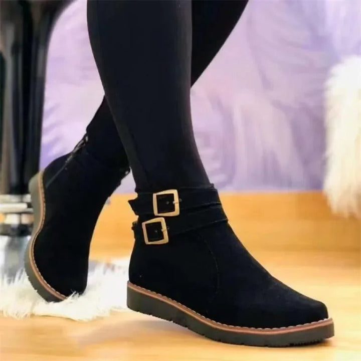Elegantní a trendy dámské boty pro módní vzhled