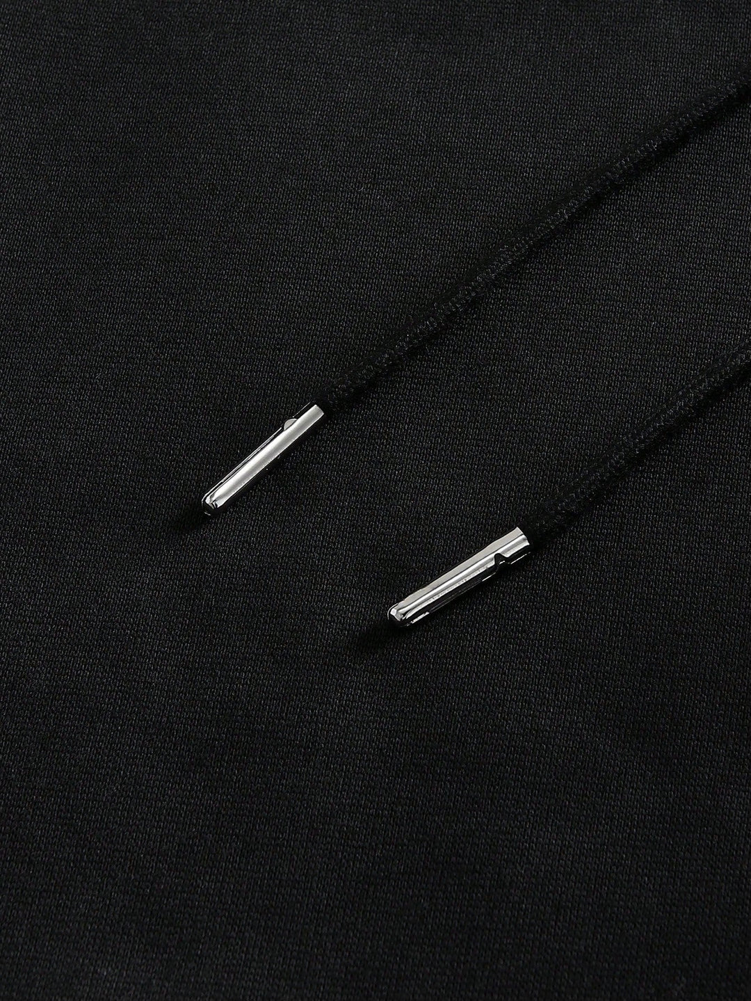 Stylová minimalistická mikina s kapucí a klokaní kapsou pro muže