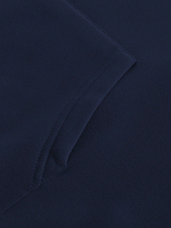 Stylová minimalistická mikina s kapucí a klokaní kapsou pro muže