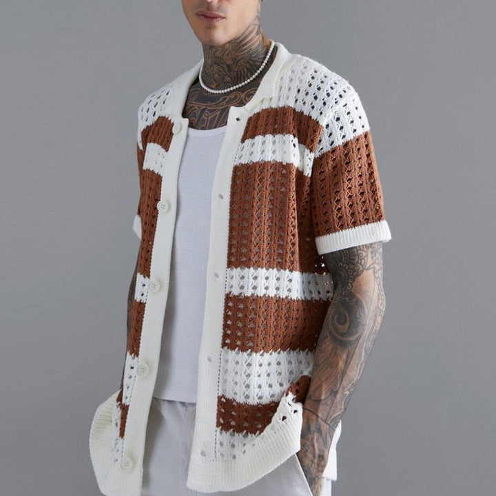 Stylová háčkovaná jarní vesta pro muže