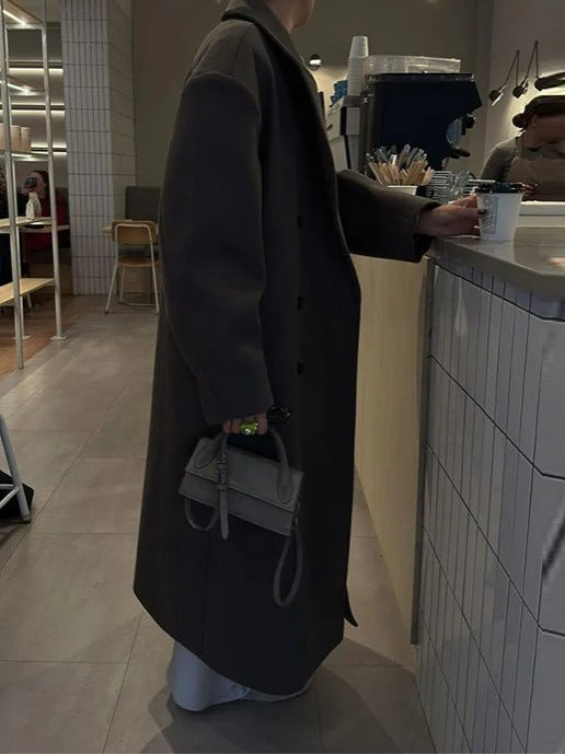 Elegantní dlouhý zimní kabát pro ženy
