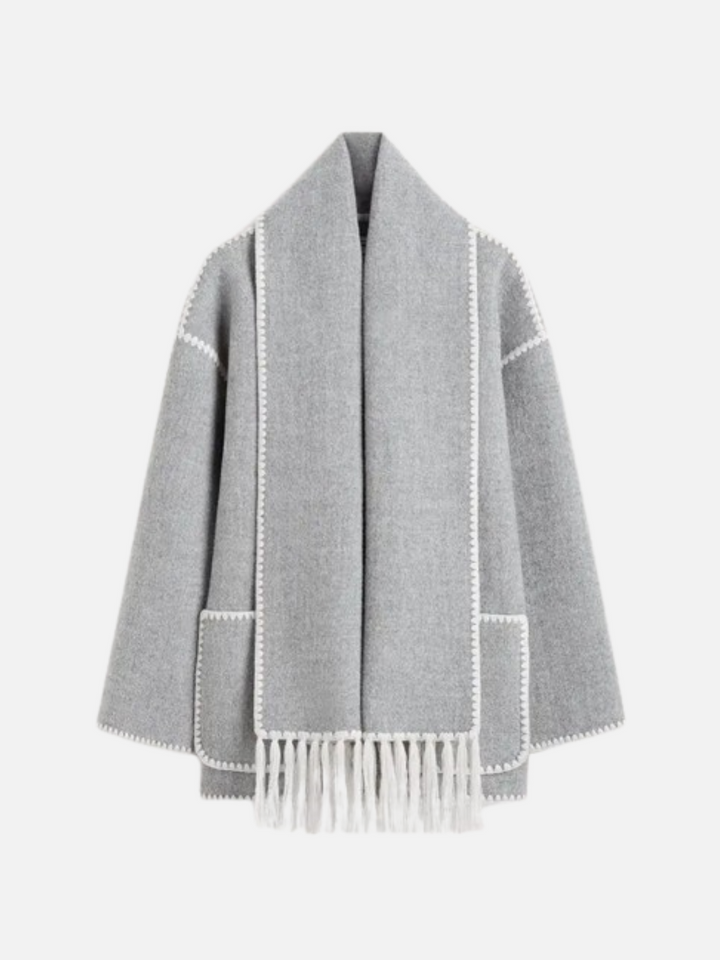 Elegantní dámské sako v minimalistickém stylu