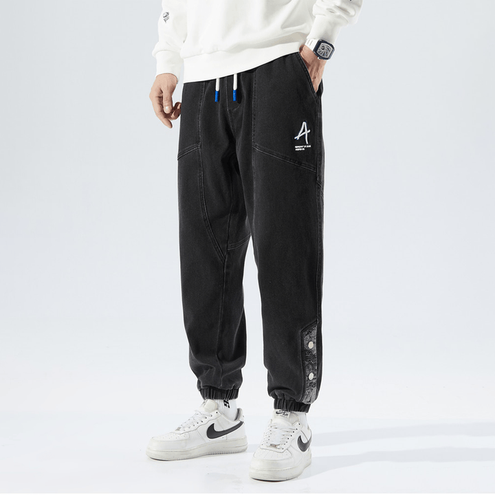 Trendy pánské denimové joggery pro maximální pohodlí