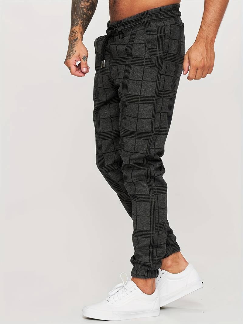 Trendy kostkované pánské kalhoty pro stylový vzhled