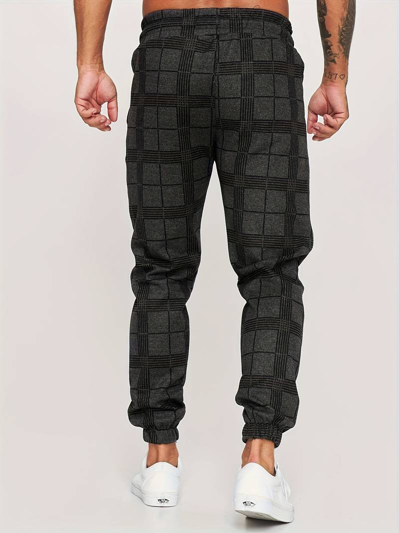Trendy kostkované pánské kalhoty pro stylový vzhled