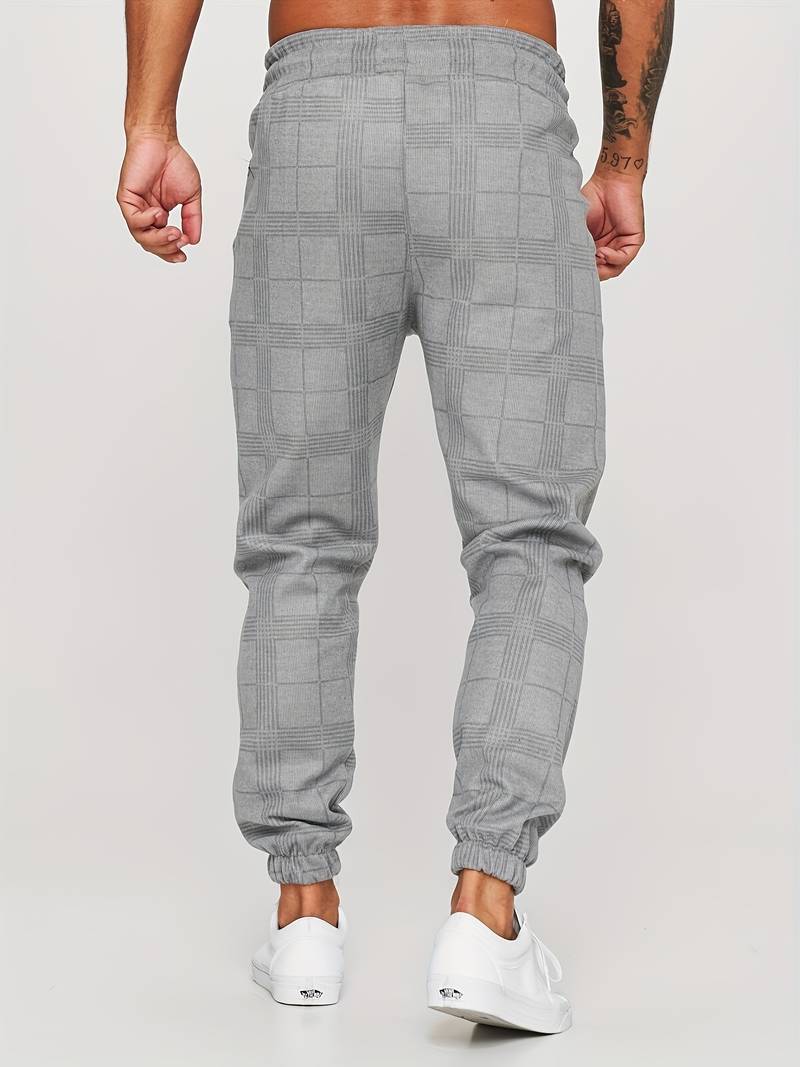 Trendy kostkované pánské kalhoty pro stylový vzhled