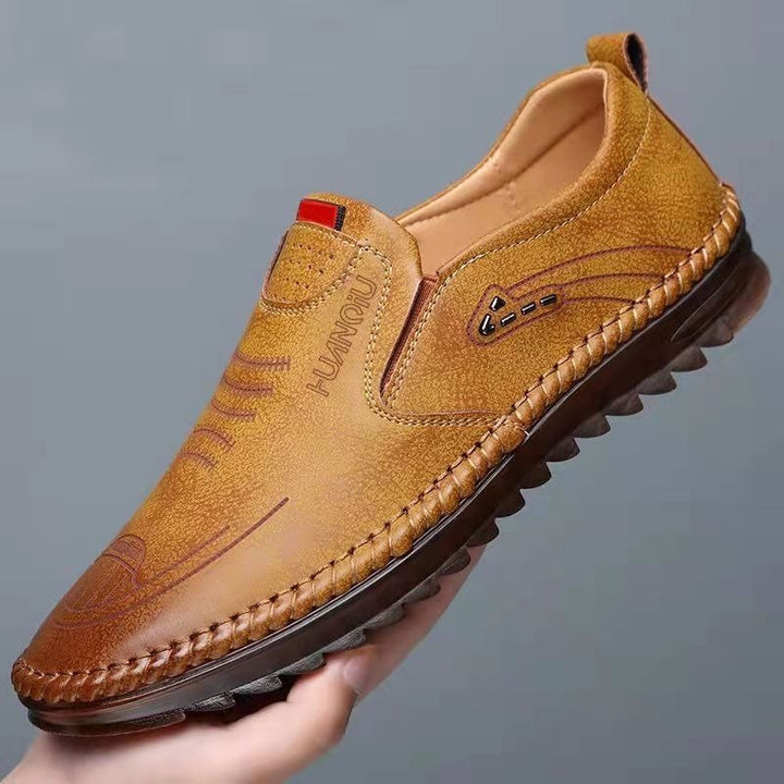 Stylová moderní kožená pánská obuv